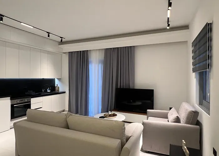 Harmony Heights Apartment Ksamil